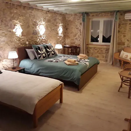Bed and Breakfast D'hotes Les Gragniotes Tournissan